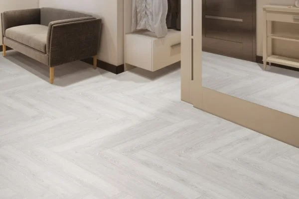 Виниловый пол Floor Factor Herringbone White Smoke Oak в Кемерово
