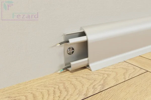 Алюминиевый плинтус Fezard Серебро 43х22х2,5м в Кемерово