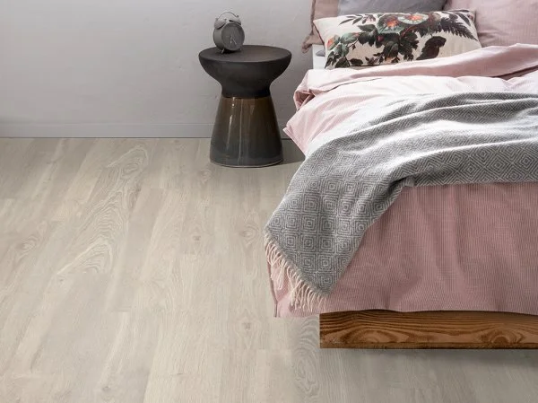 Ламинат Egger PRO 8/33 Дуб Кортон белый EPL051 в Кемерово