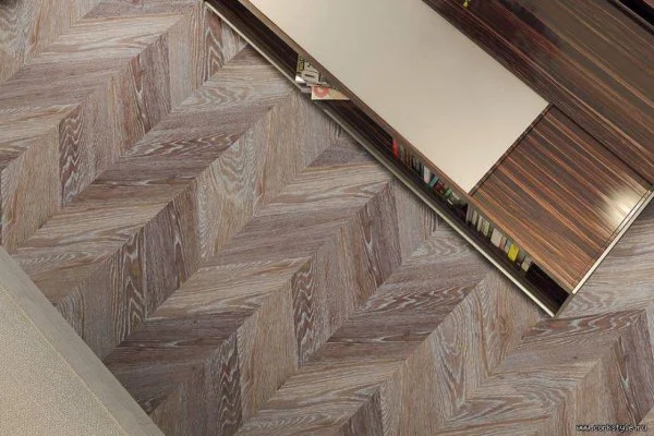 Пробковое покрытие CorkStyle Chevron Brown (1235*305*6 мм) HC в Кемерово