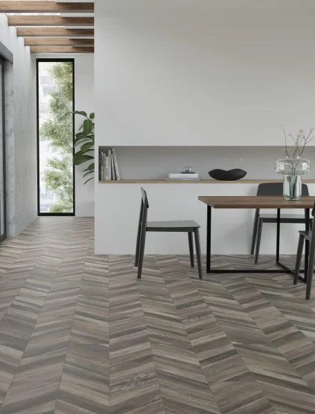 Ламинат Egger PRO 8/33 4V Large Дуб Кестинкорт Шоколад левая EPL240F4CL в Кемерово